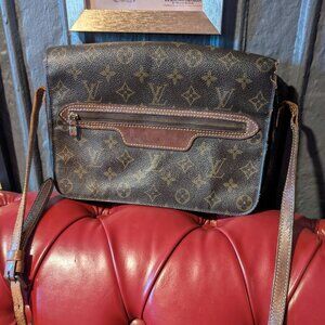Louis Vuitton Saint Germain Shoulder Bag 24 Monogram - Product Number: NO0906